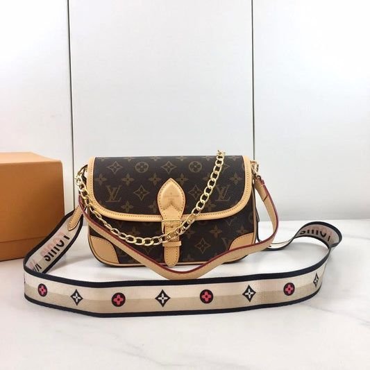 Small crossbody